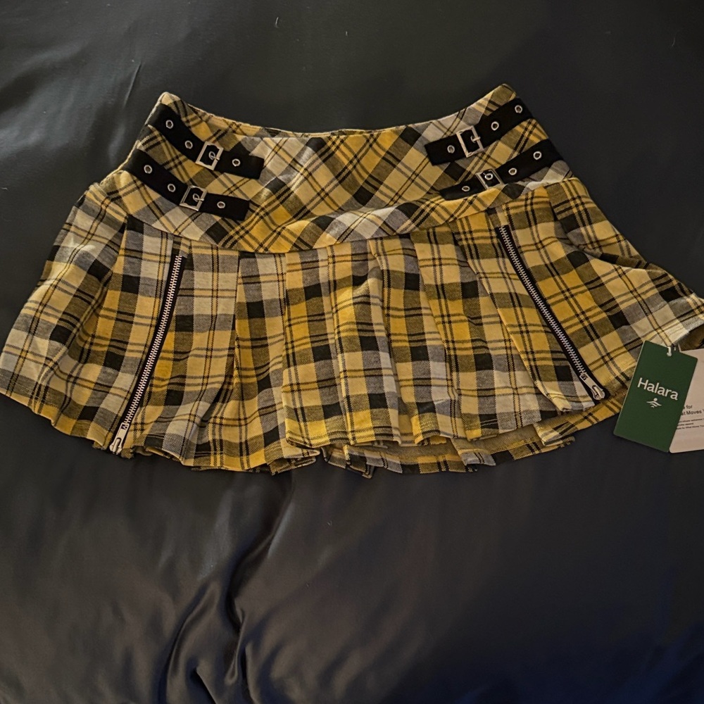 HALARA Yellow Plaid Mini Skirt with Black Accents